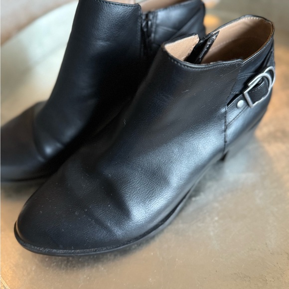 Elegant Black Ankle Booties women’s 7.5 - Picture 4 of 5